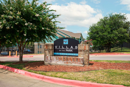 Villas-by-the-Park 01